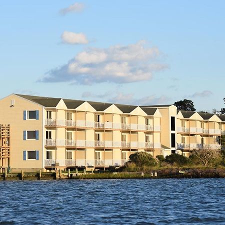 Waterside Inn Чинкотиг Екстериор снимка