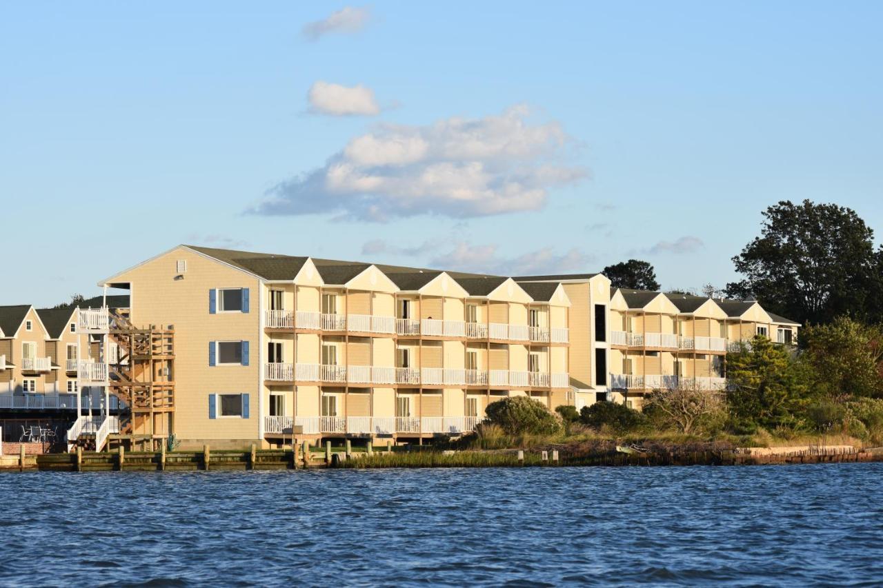 Waterside Inn Чинкотиг Екстериор снимка